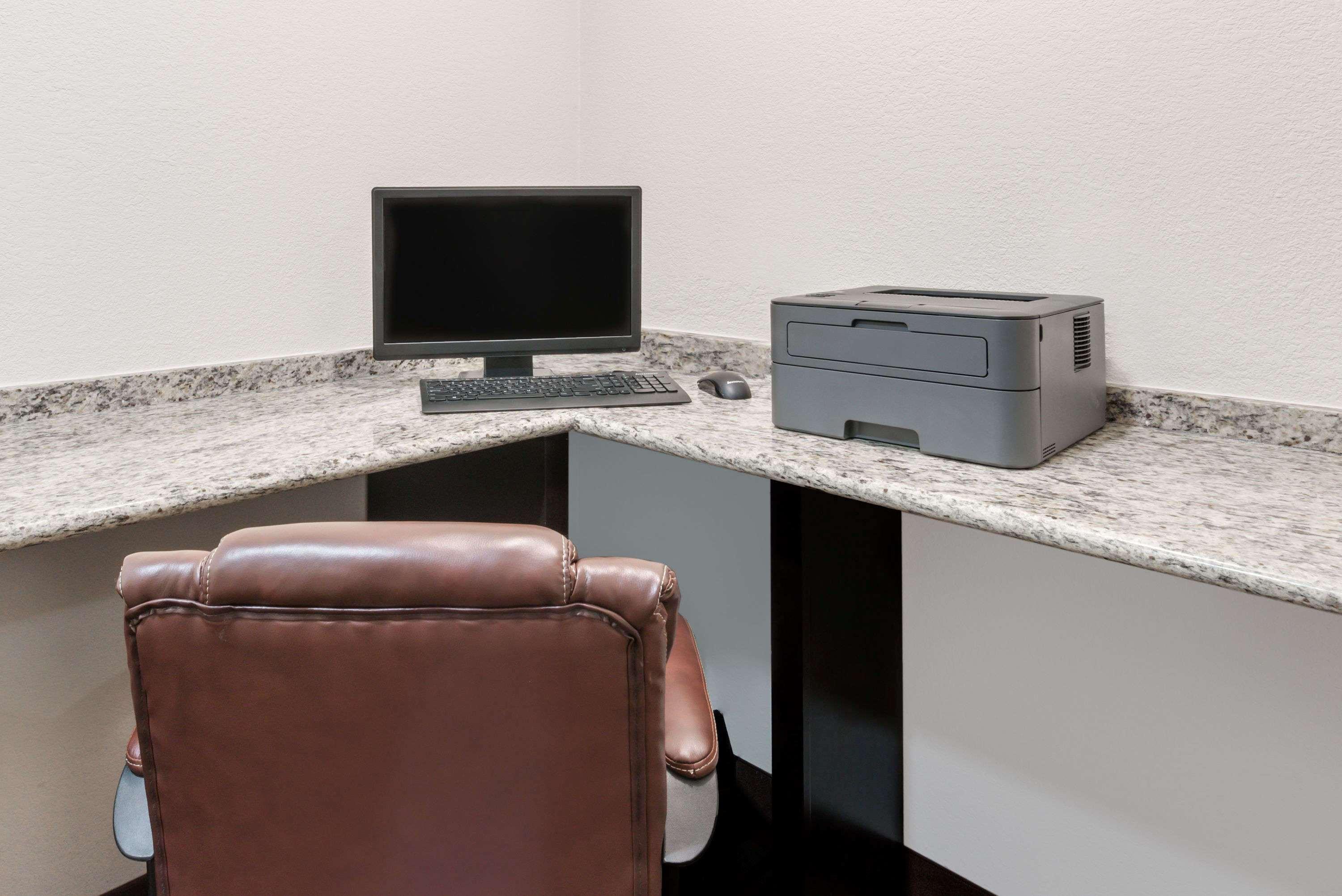 Days Inn & Suites By Wyndham דאלאס מראה חיצוני תמונה